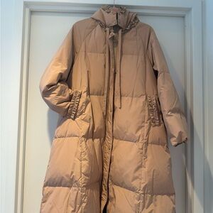 Lacemade Curled Toast Tan Puffer Down Coat 🧥